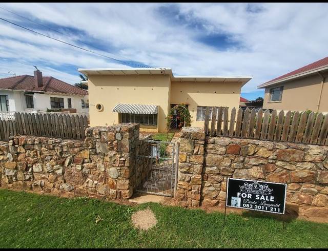 4 BEDROOM HOUSE FOR SALE IN MOSEL
